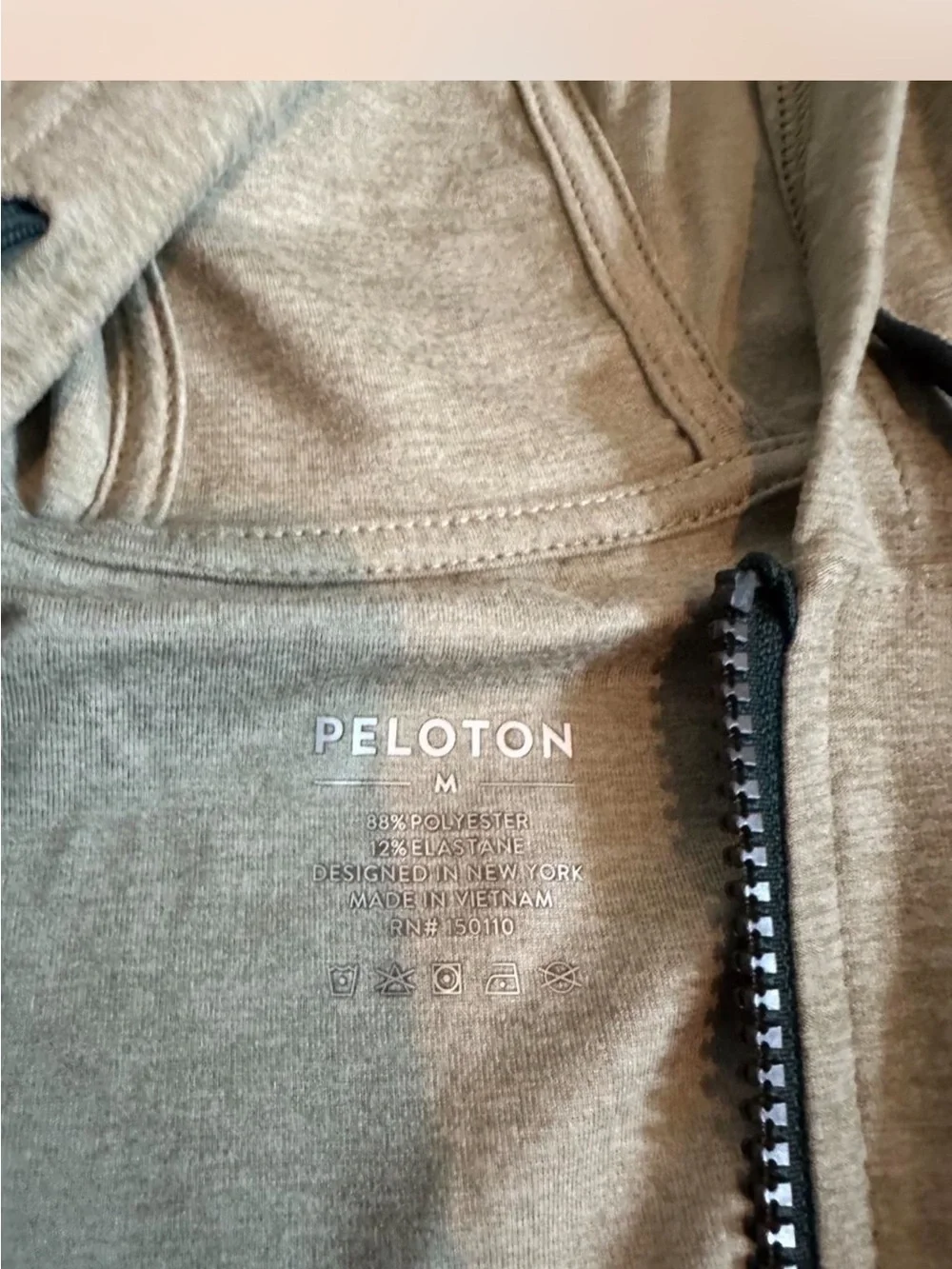 Men's Hooded Zip Sweater - Light Green pelaton